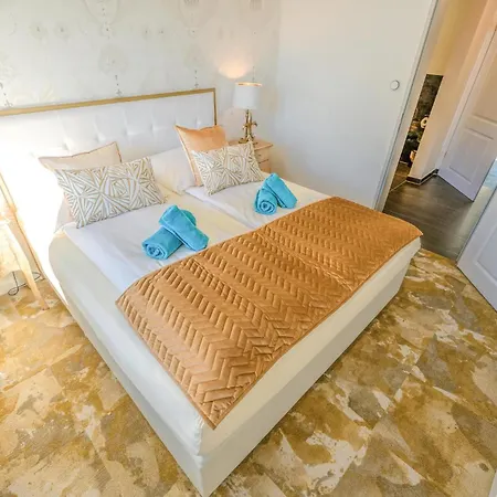 2 Bedroom Cozy In Mettmann